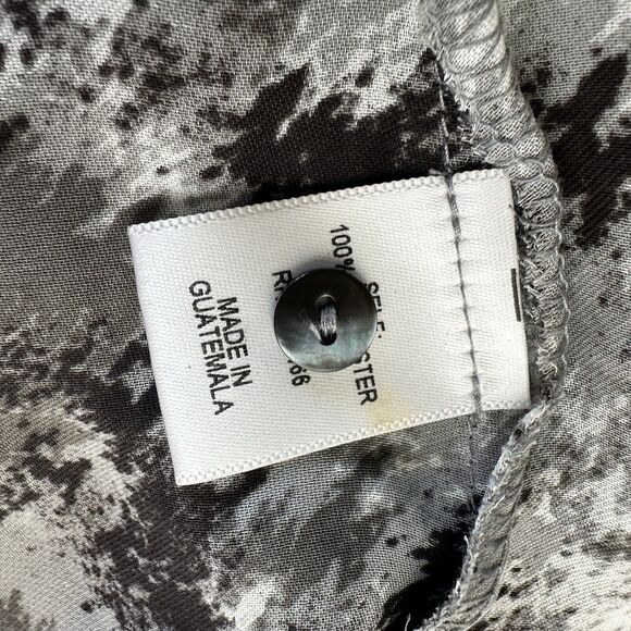 41 Hawthorn Black White Gray V Neck Roll Tab Sleeve Top Blouse Women's Size M - Picture 5 of 6